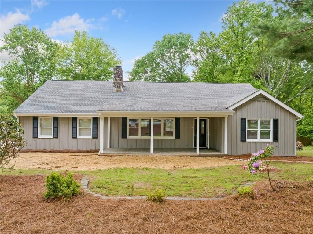 Property Photo: 3712 Corinth Drive GA 30506