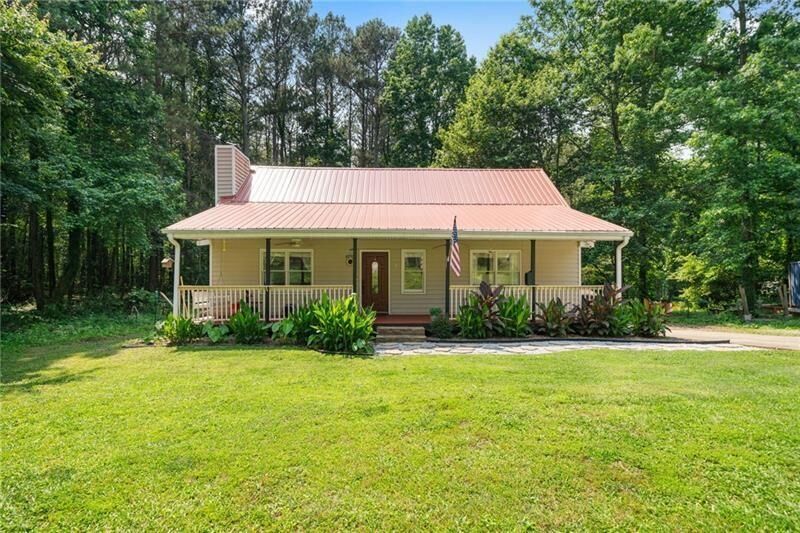 Property Photo: 76 Beach Creek Circle GA 30680