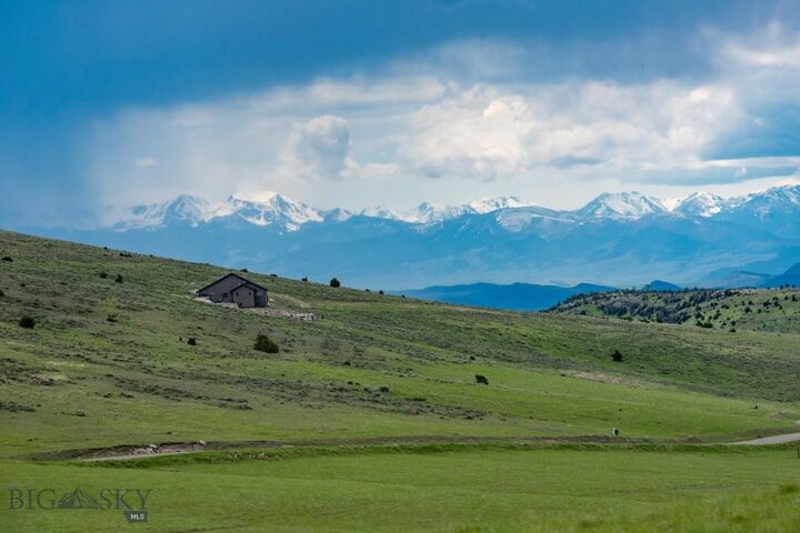 Property Photo:  500 Prickly Pear  MT 59741 