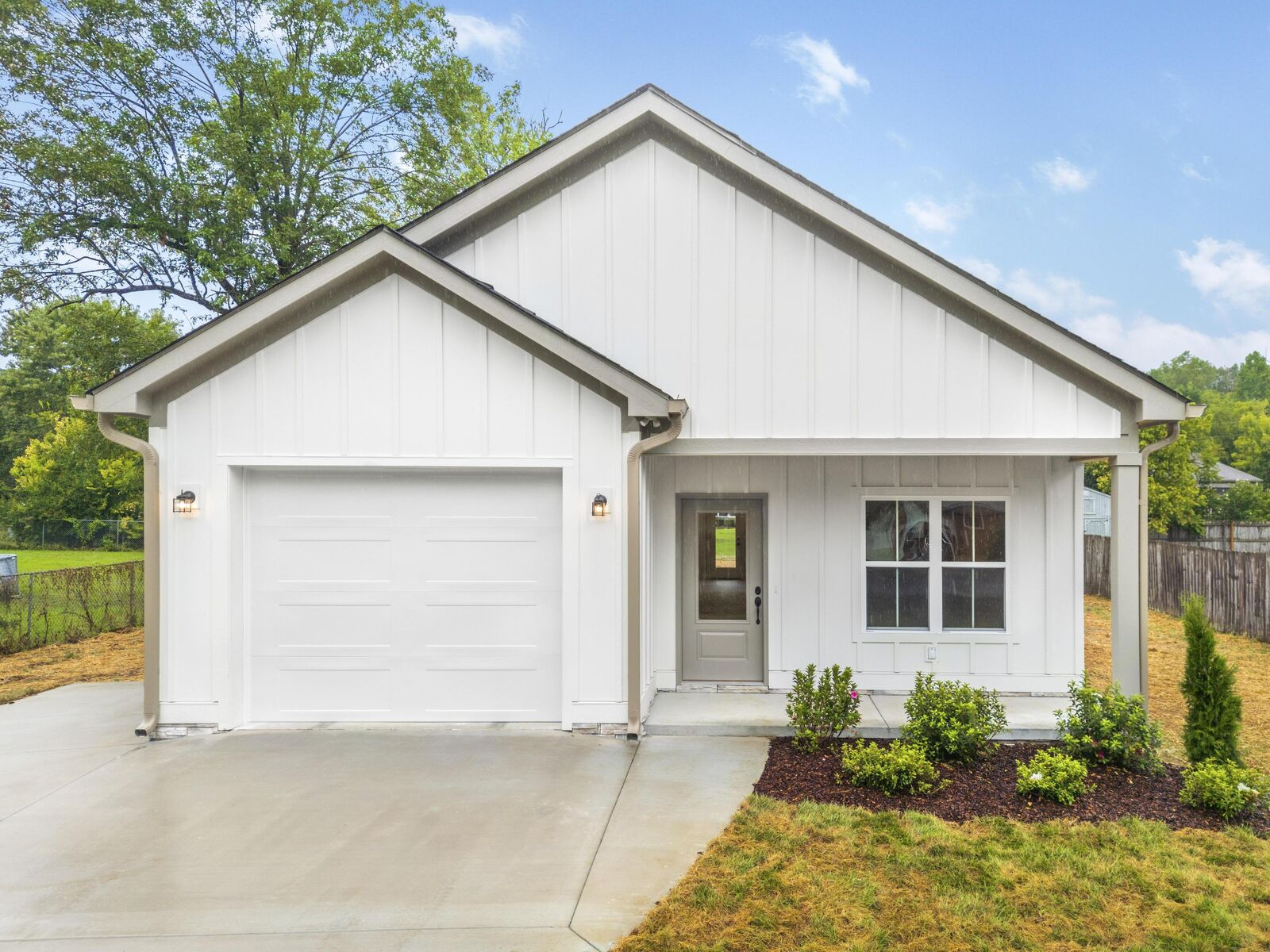 Property Photo:  125 Centro Street  TN 37419 