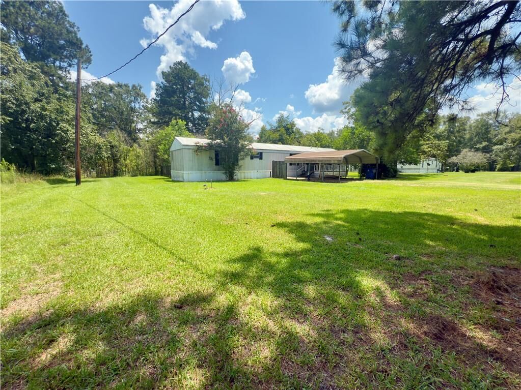 Property Photo:  1177 E Tupelo Street  LA 71479 