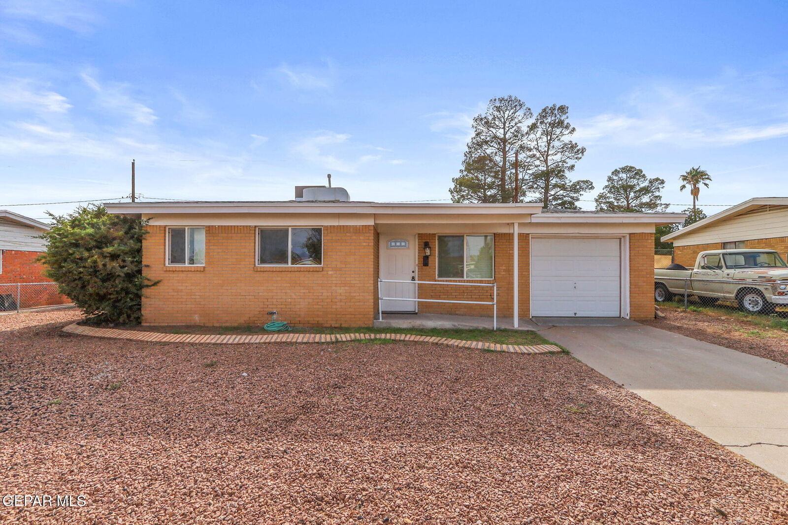 Property Photo:  10041 Mercedes Street  TX 79924 