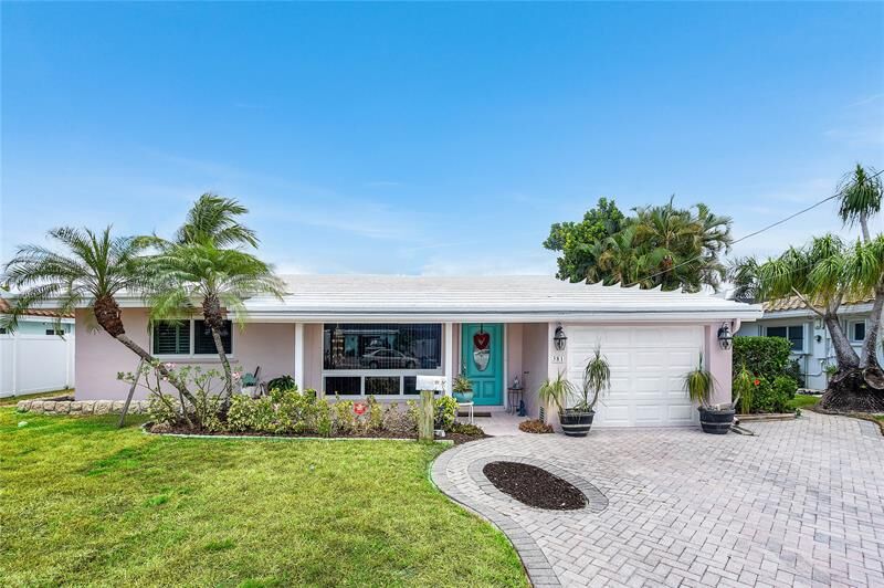 Property Photo:  381 SE 6th Ter  FL 33060 