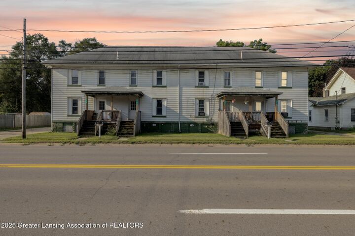 808 Corunna Avenue  Owosso MI 48867 photo