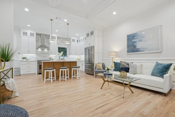 Property Photo:  7 Franklin Ave  NJ 07039 