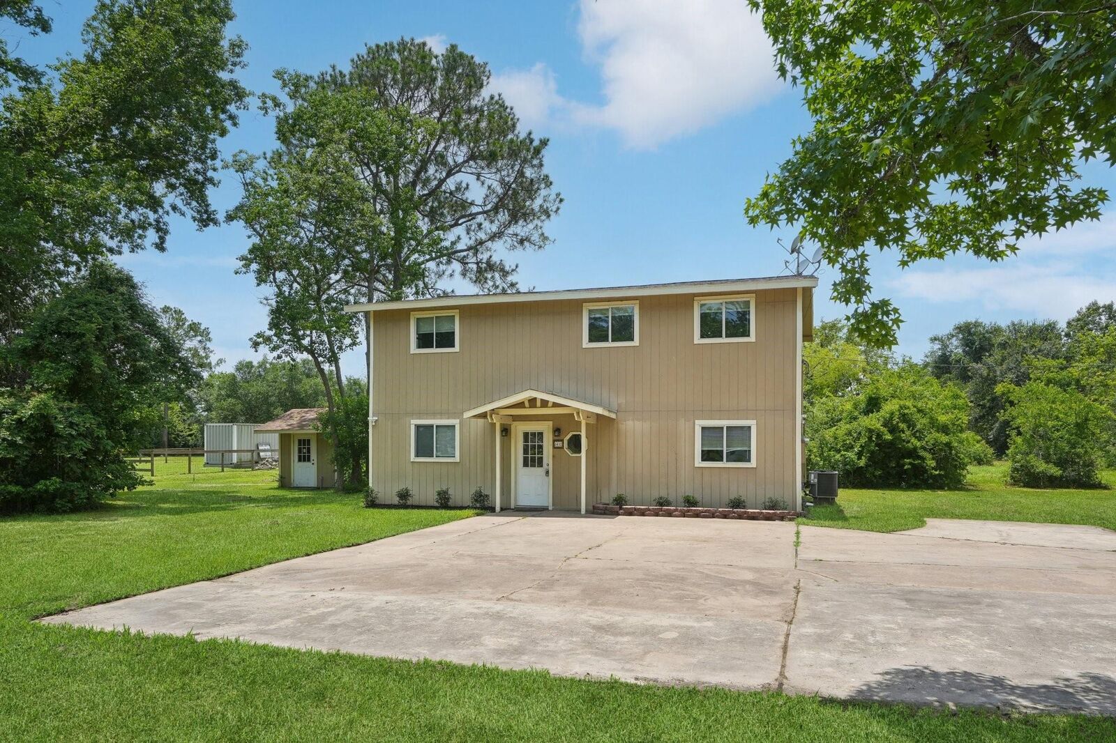 Property Photo: 8412 Avenue L 2 TX 77510
