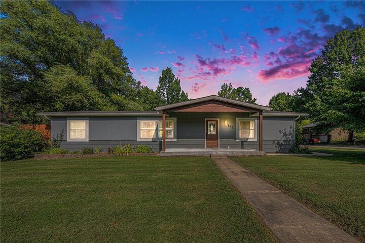 Property Photo:  195 SE 51 Road  MO 64093 