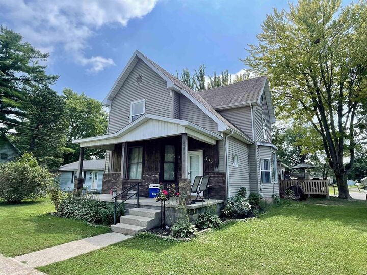Property Photo:  633 E Washington Street  IN 46750 