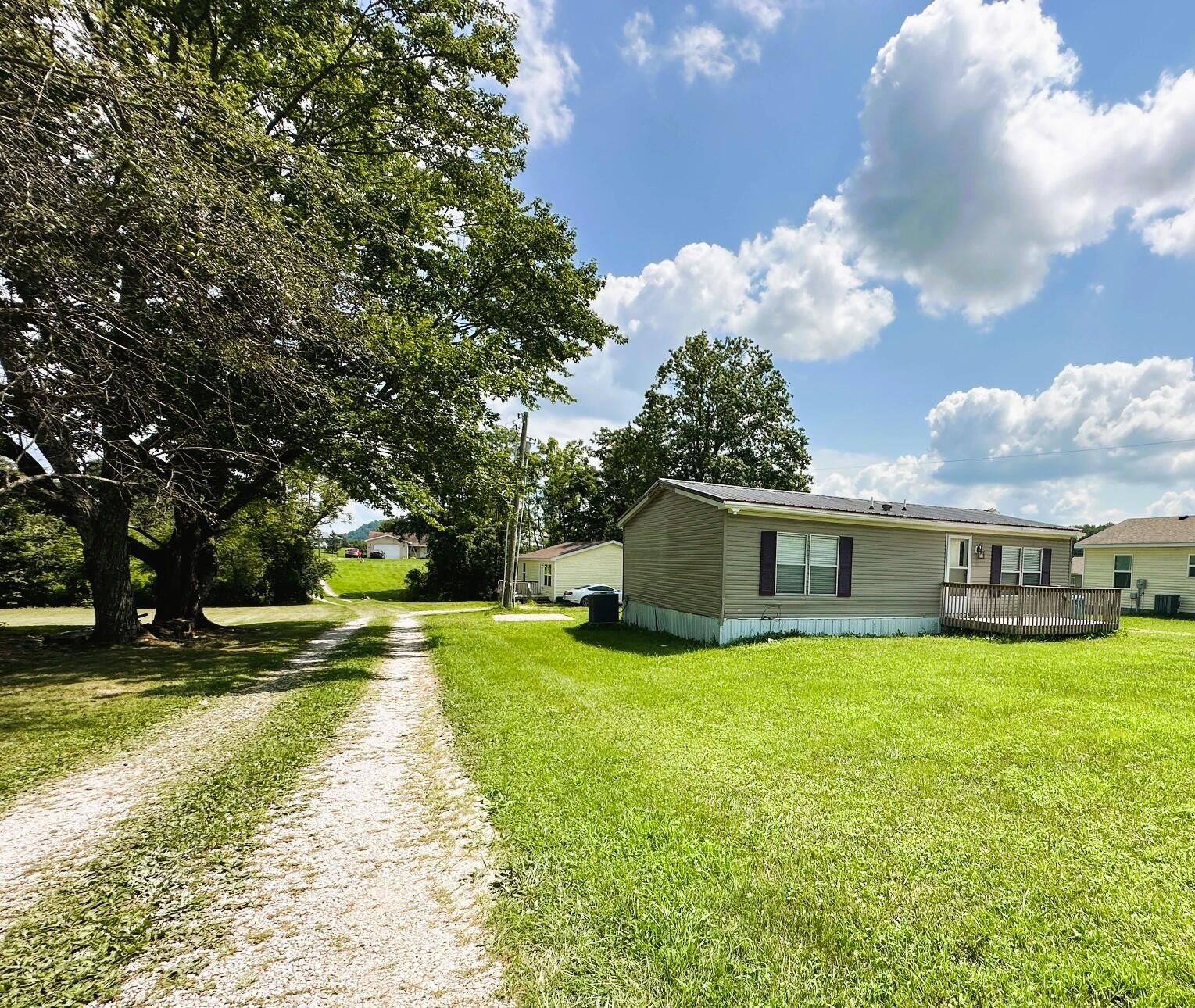 Property Photo: 2005 Sharkey Road Road KY 40351