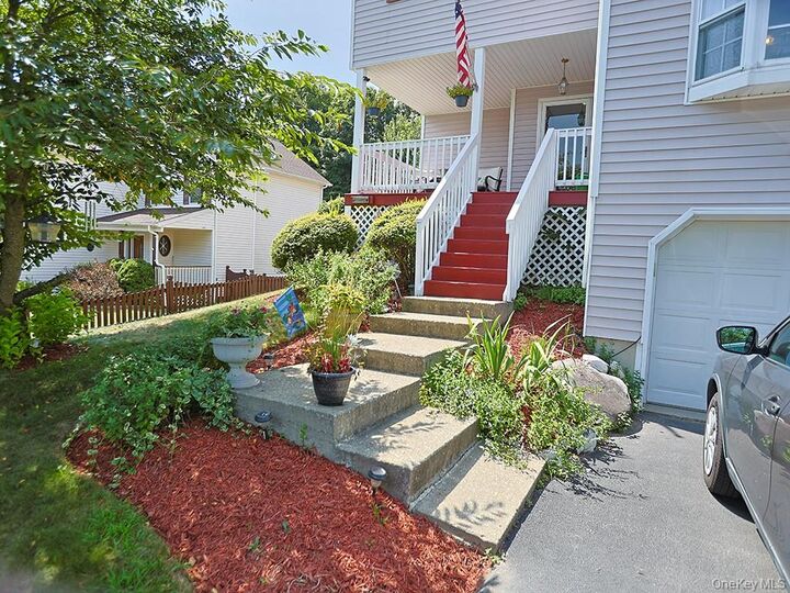 9 Melody Lane  Harriman NY 10926 photo