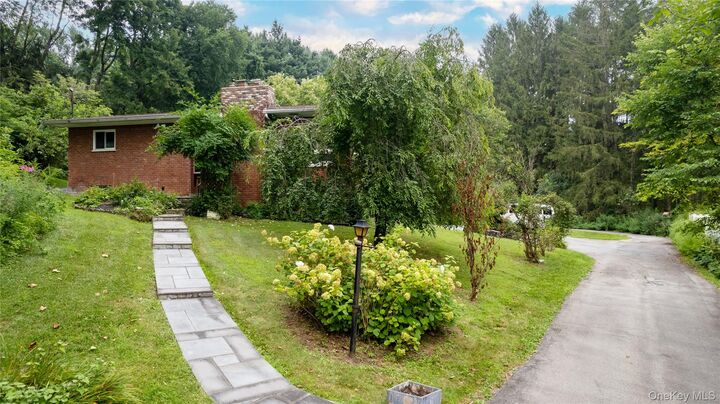 Property Photo:  210 Augusta Drive 2  NY 12533 