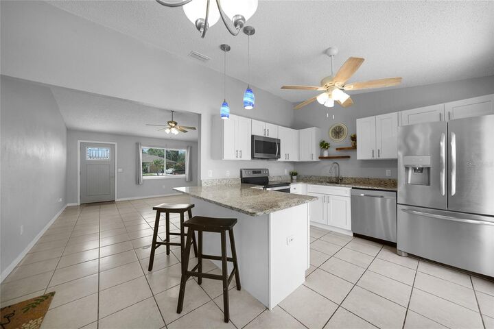 Property Photo: 1124 Salina Avenue FL 33948