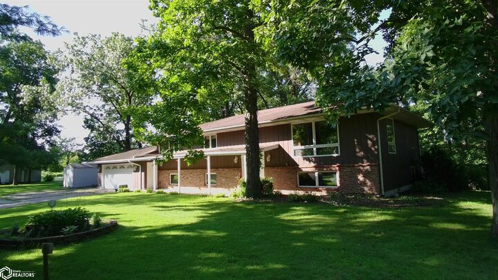Property Photo:  11779 Greenwood Drive  IA 52601 