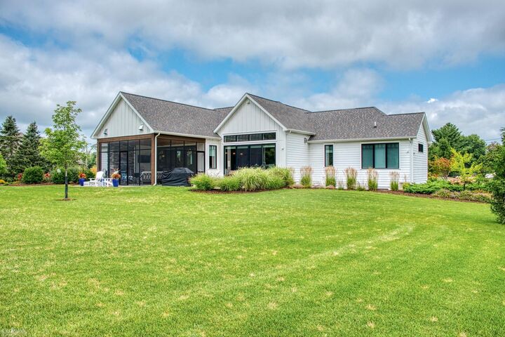 Property Photo: 1015 Lakeside Drive MI 48867