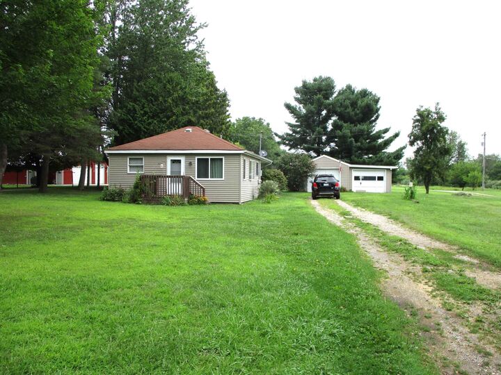 3756 W Britton Road  Perry MI 48872 photo