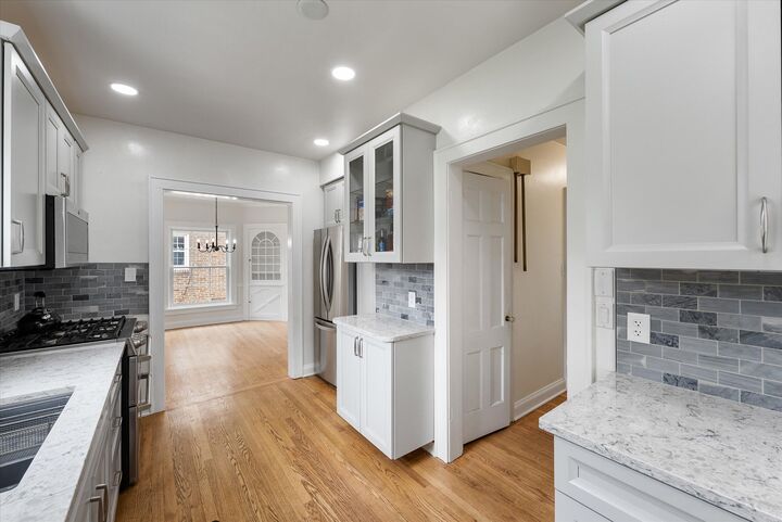 Property Photo:  5825 N Bay Ridge Ave  WI 53217 
