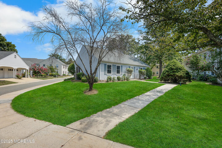 Property Photo:  394 Orrington Lane C  NJ 08831 
