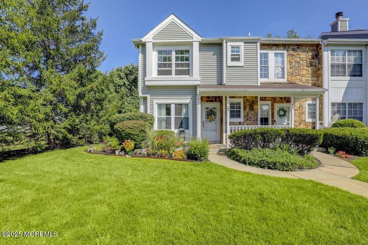 20 Stirrup Court  Tinton Falls NJ 07753 photo