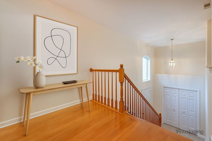 Property Photo: 7 E Orchard Lane IL 60067