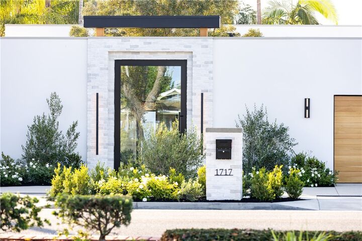 1717 Irvine Avenue  Newport Beach CA 92660 photo