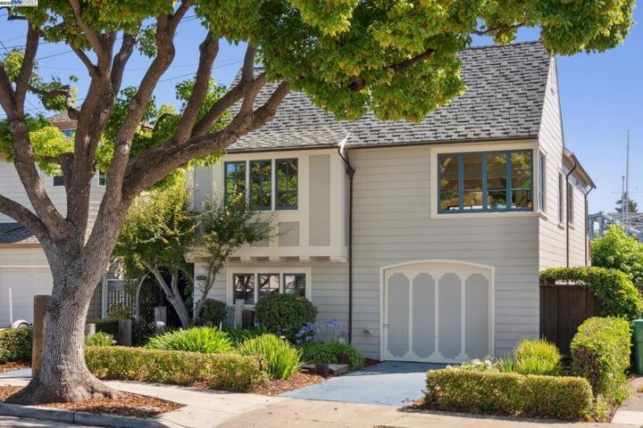 Property Photo:  3127 Marina Drive  CA 94501 