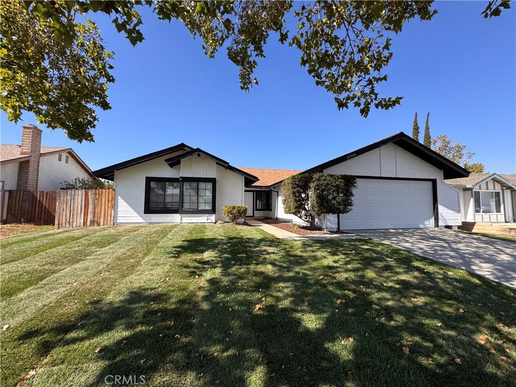 Property Photo:  25944 Harriet Avenue  CA 92551 