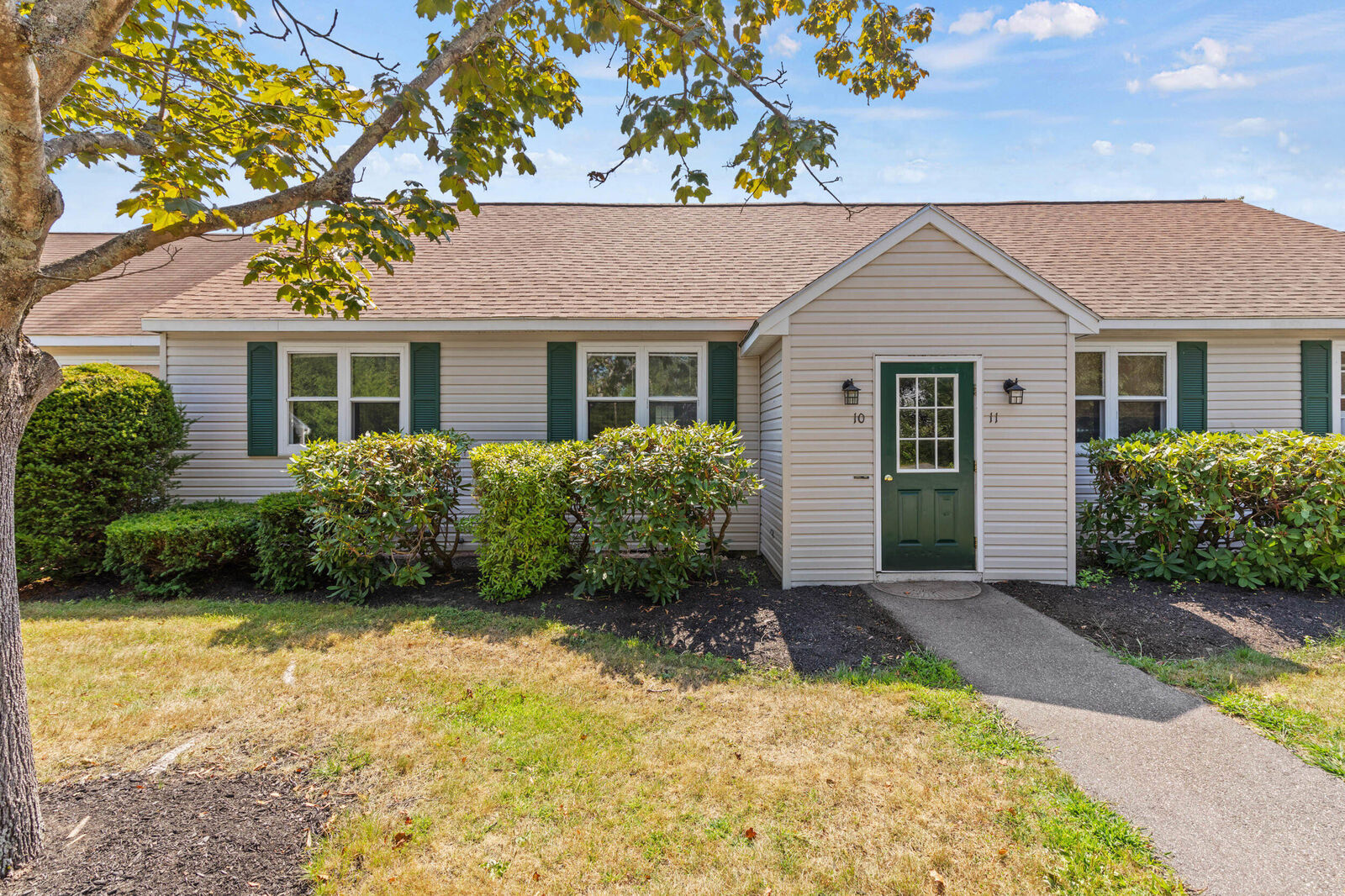 Property Photo: 10 Nottingham Drive 10 ME 04072