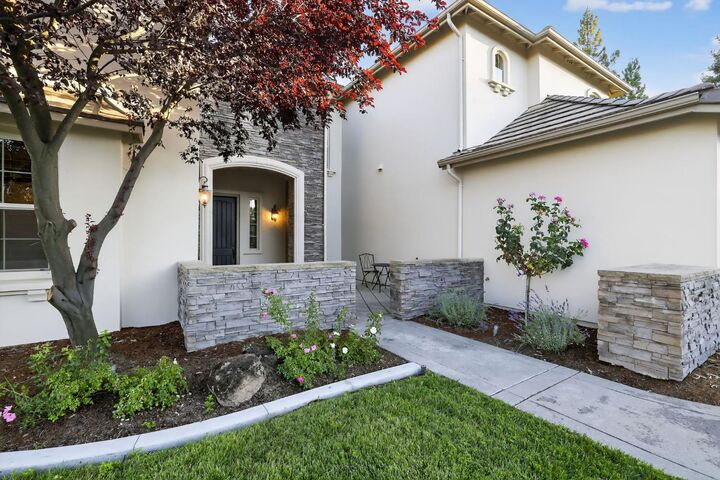 Property Photo: 708 Misty Ridge Circle CA 95630