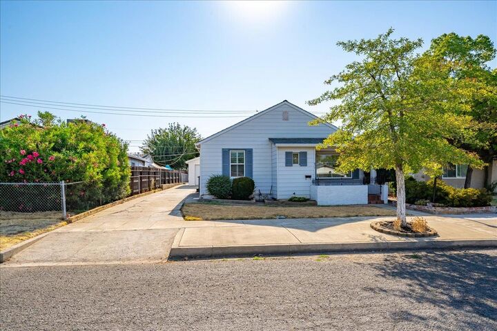 Property Photo: 677 D Street CA 95648