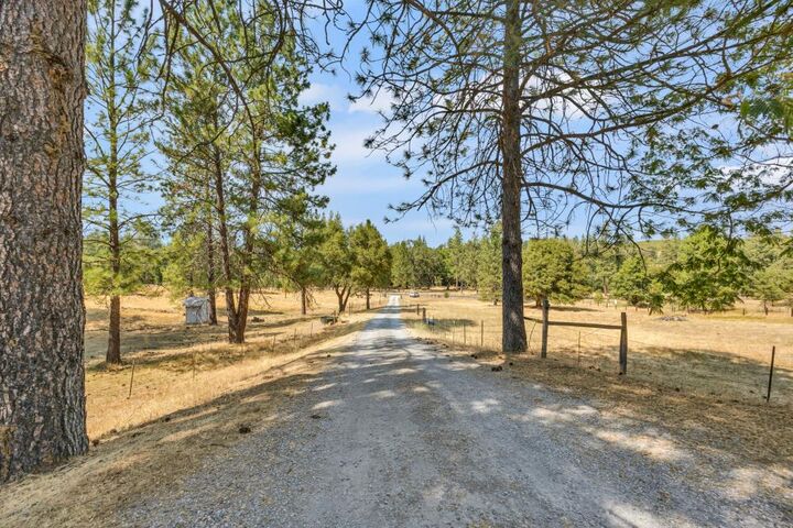 Property Photo: 7200 Fairplay Road CA 95684
