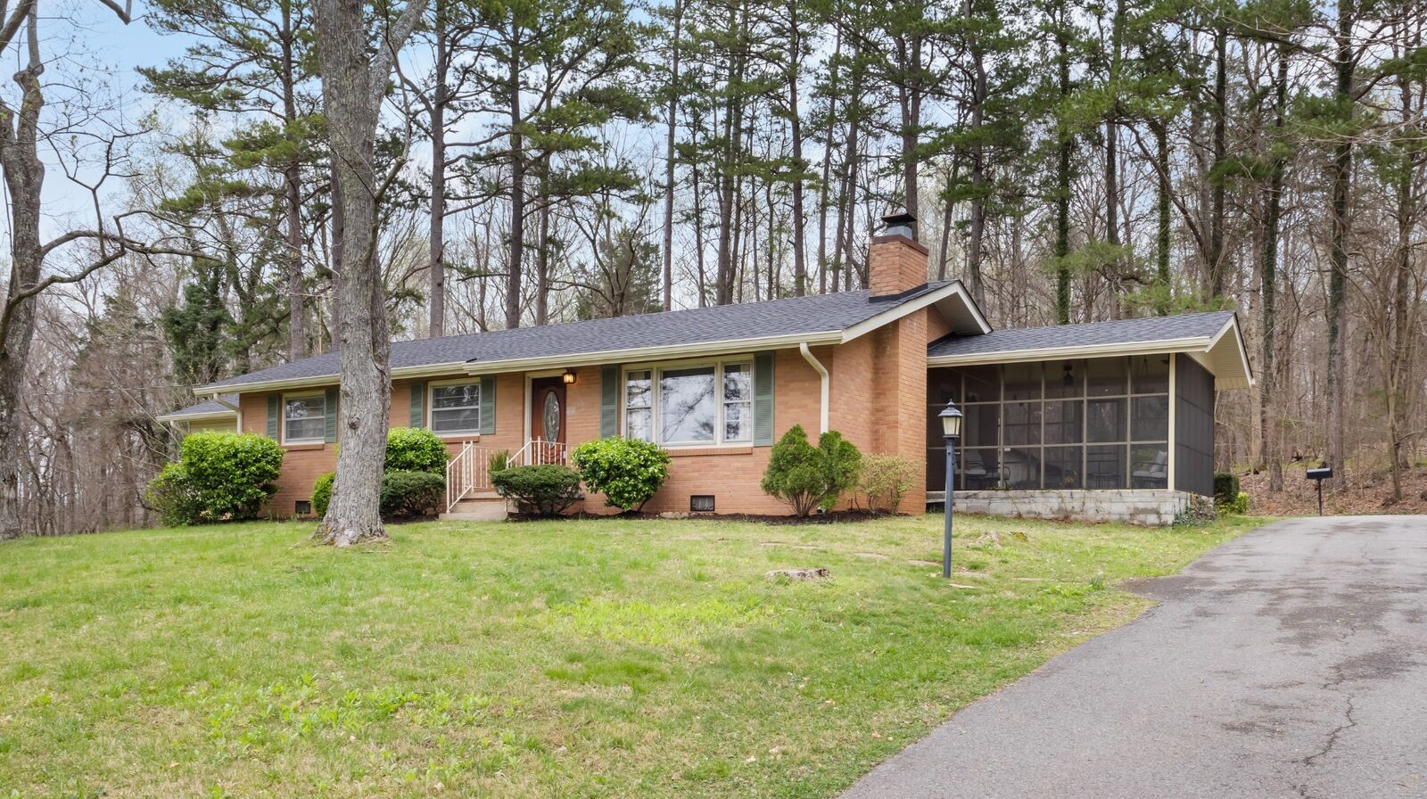 Property Photo: 3391 Old Highway 48 TN 37040