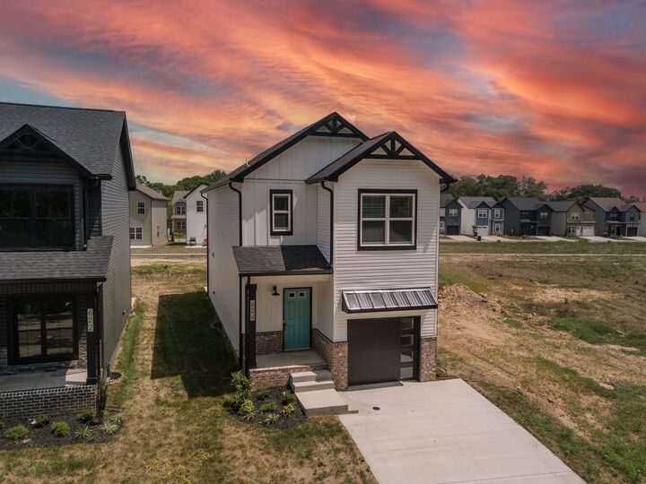 Property Photo: 624 Southern Pass Run TN 37043