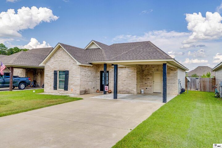 Property Photo:  111 Yellow Pine Drive  LA 71225 