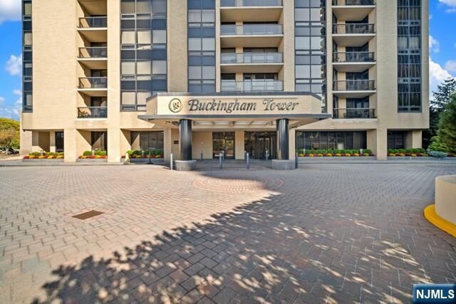Property Photo:  800 Palisade Avenue 23B  NJ 07024 