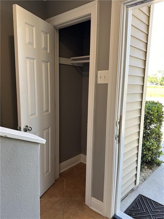 Property Photo: 1020 St Julien Drive LA 70065