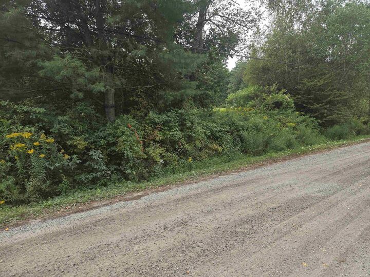 Property Photo:  8 Bentley Lane  VT 05465 