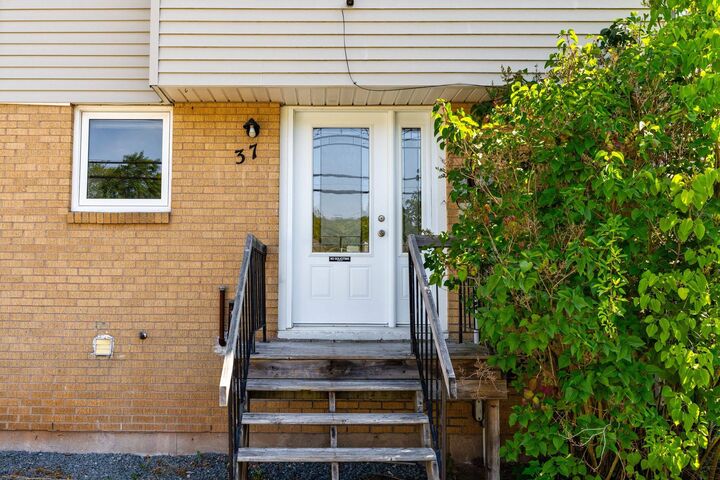 Property Photo: 37 Circassion Drive NS B2W 4R2