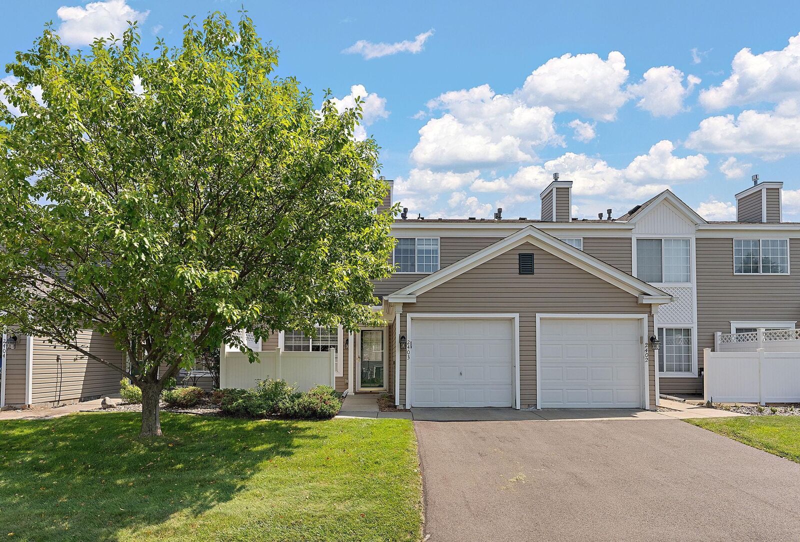 Property Photo: 1821 Southcross Drive W 2403 MN 55306