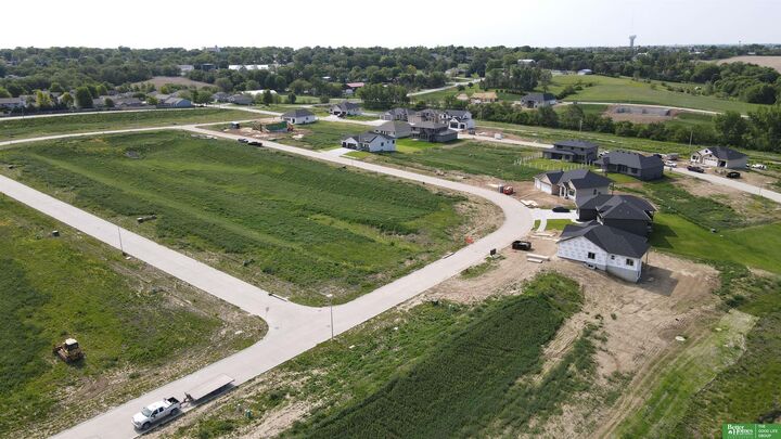 Property Photo: 11266 S 220th Street NE 68028