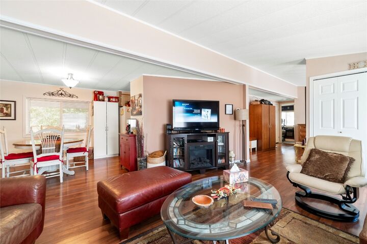 Photo de la propriété:  1361 30 Street SE 16  BC V1E 2N4 