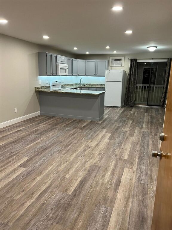 Property Photo:  71 Edgeworth St 15  MA 01605 