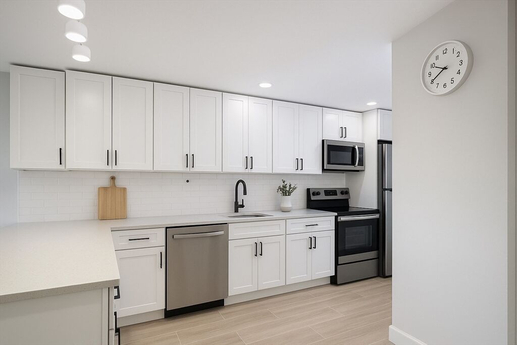 Property Photo:  1000 Governors Dr 38  MA 02152 