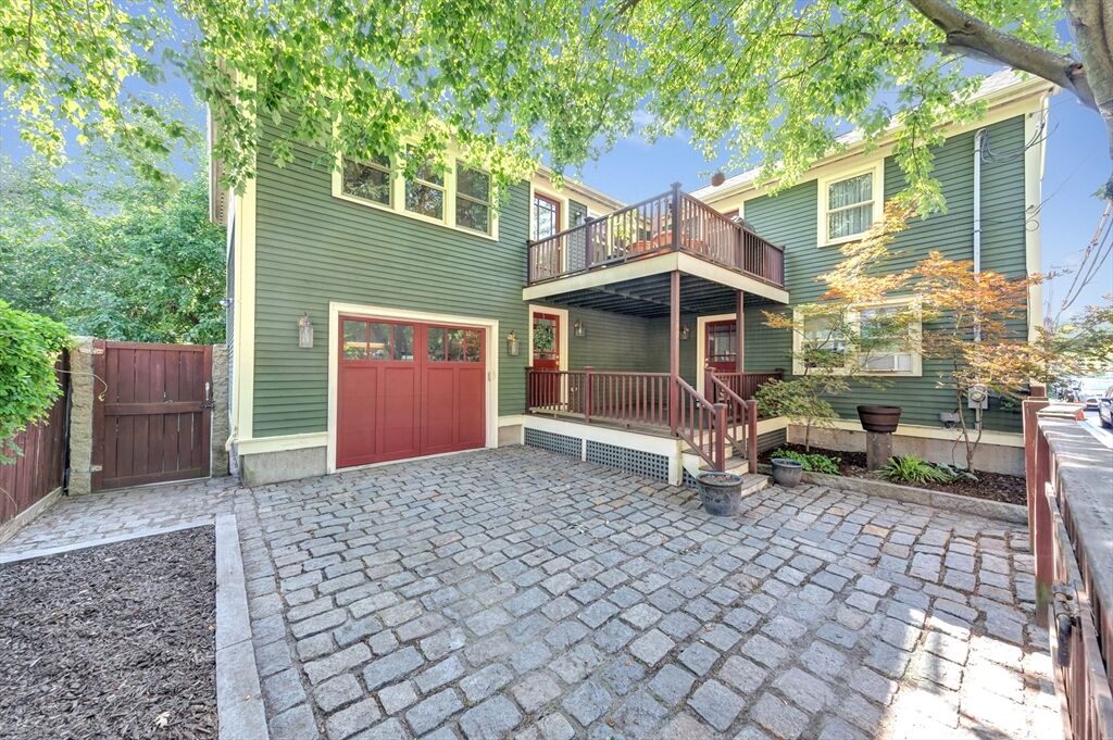 Property Photo:  149 Willow Street  MA 02141 