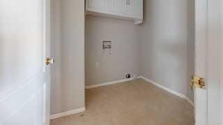 Property Photo:  122 Galt Place  AB T9K 2L5 
