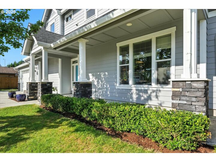 Property Photo:  2818 NE 125th Ct  WA 98682 