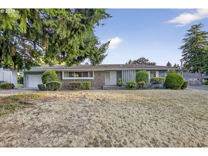 4501 Willamette Dr  Vancouver WA 98661 photo