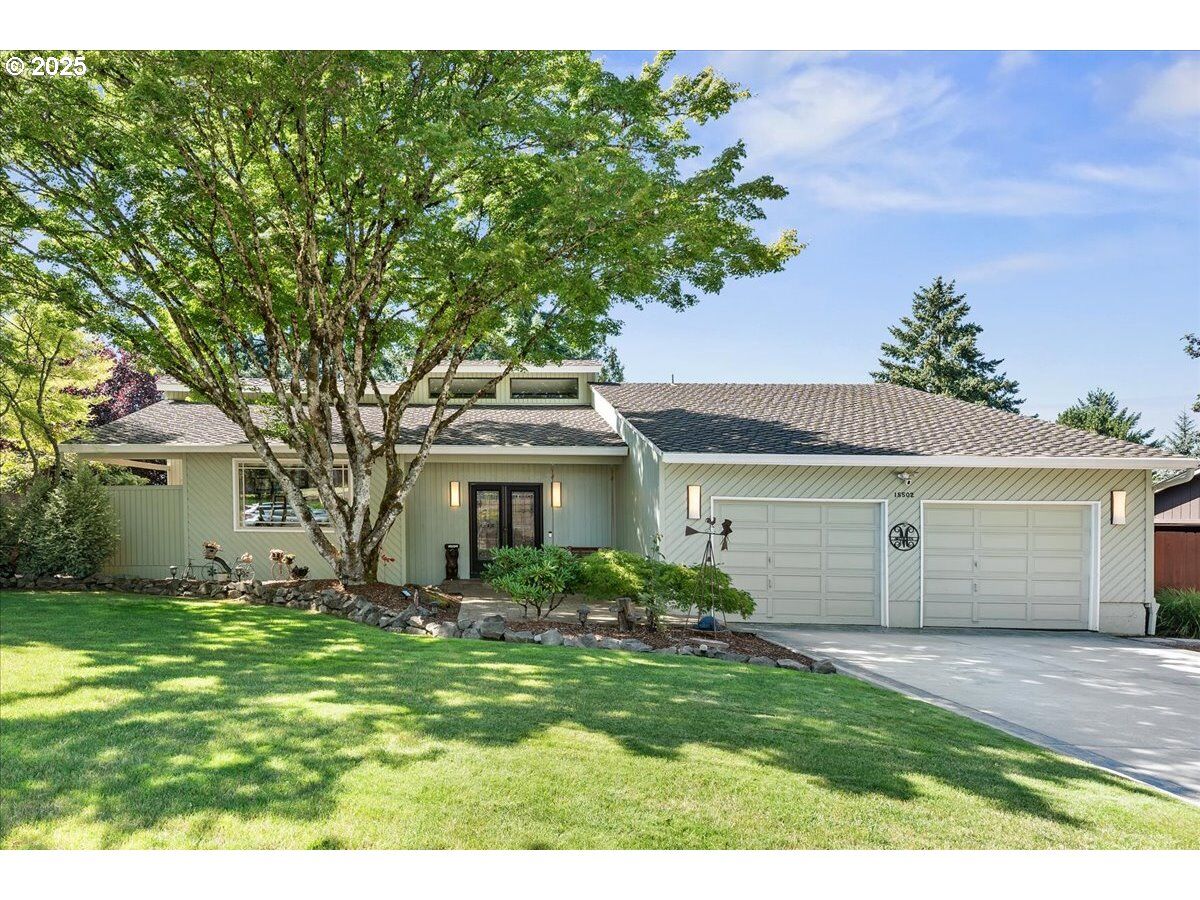Property Photo: 15502 NE 26th Ave WA 98686