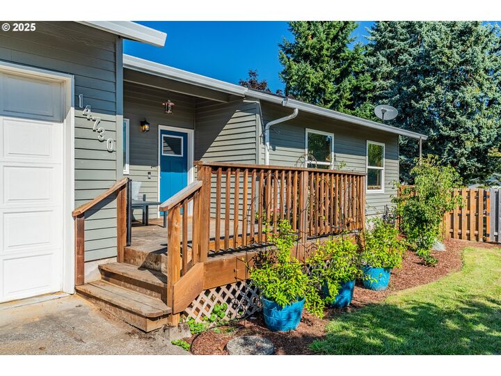 Property Photo:  14730 SE Luella Ln  OR 97267 