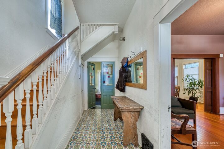 Property Photo:  618 S 15th  WA 98405 