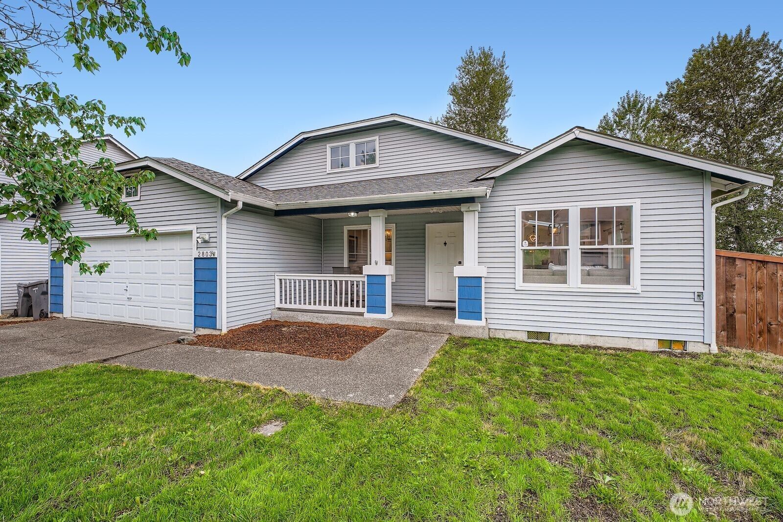 Property Photo:  2803  Z Street SE  WA 98002 